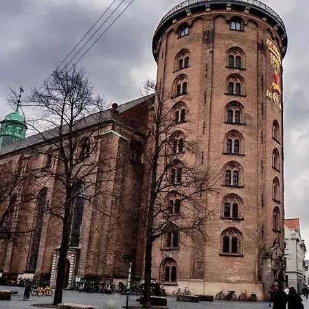 Apartman Cozy Near Metro