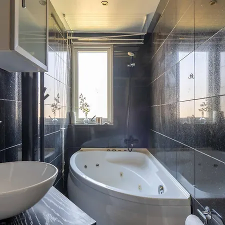 Cozy Near Metro Apartament Kopenhaga