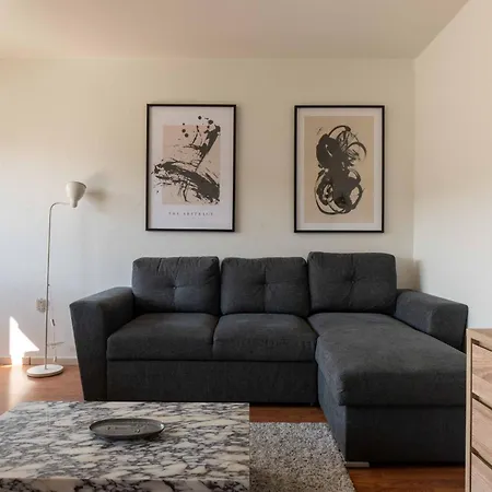 Cozy Near Metro شقة كوبنهاجن